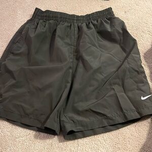 boys nike shorts
